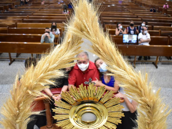 Maristela promove 1º Cerco de Natal
