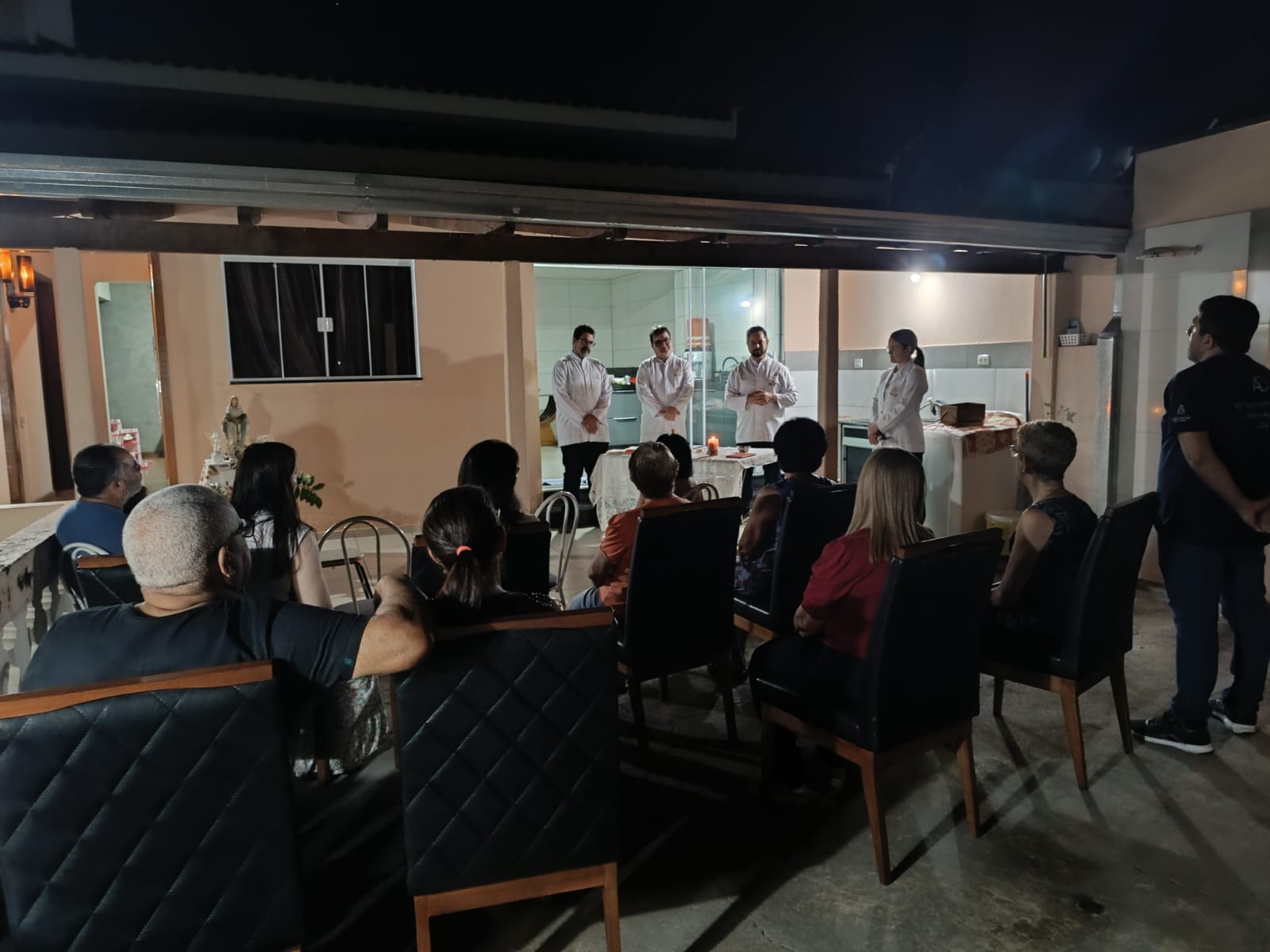Novo projeto leva Ministros Extraordinários da Eucaristia às casas para momentos de oração e bênção