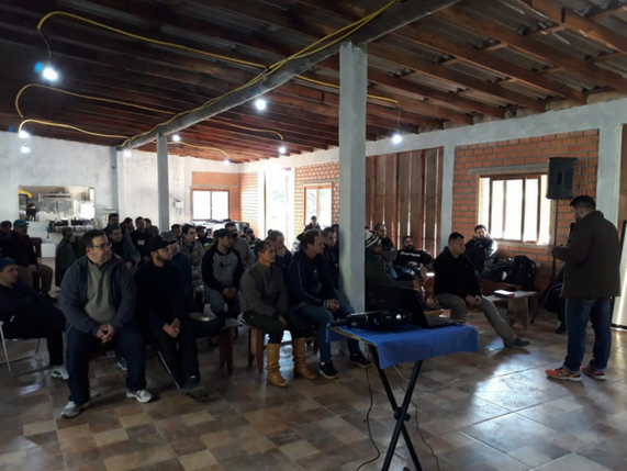 Missionários de PP levam retiro Homens de Fé para Porto Alegre