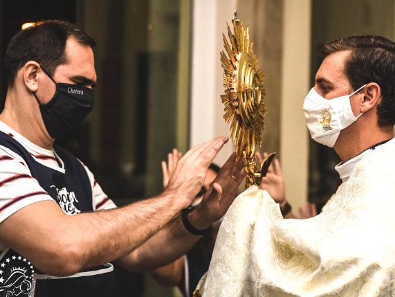 Pastoral da Acolhida: a missão de acolher com amor e dedicação os fiéis