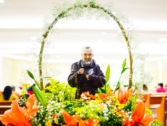 Capela São Padre Pio celebra Dia do Padroeiro e completa 6 anos de criação