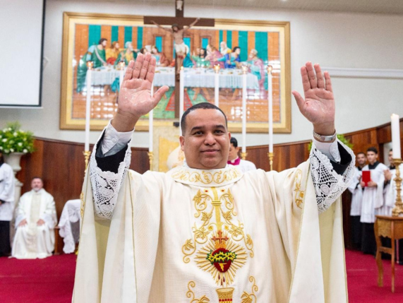 Padre Reginaldo: conheça o novo vigário da Paróquia Nossa Senhora do Carmo